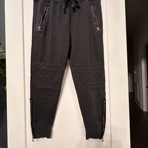Gap joggers size M